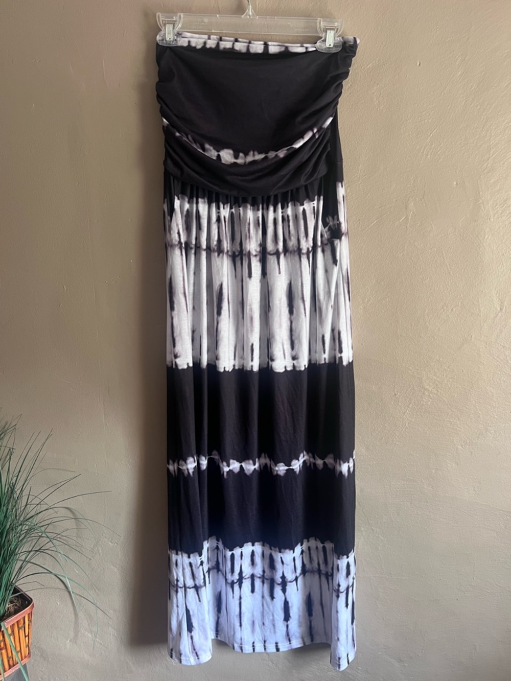 Grace Karin Black and White Tie-Dye Strapless Maxi Dress